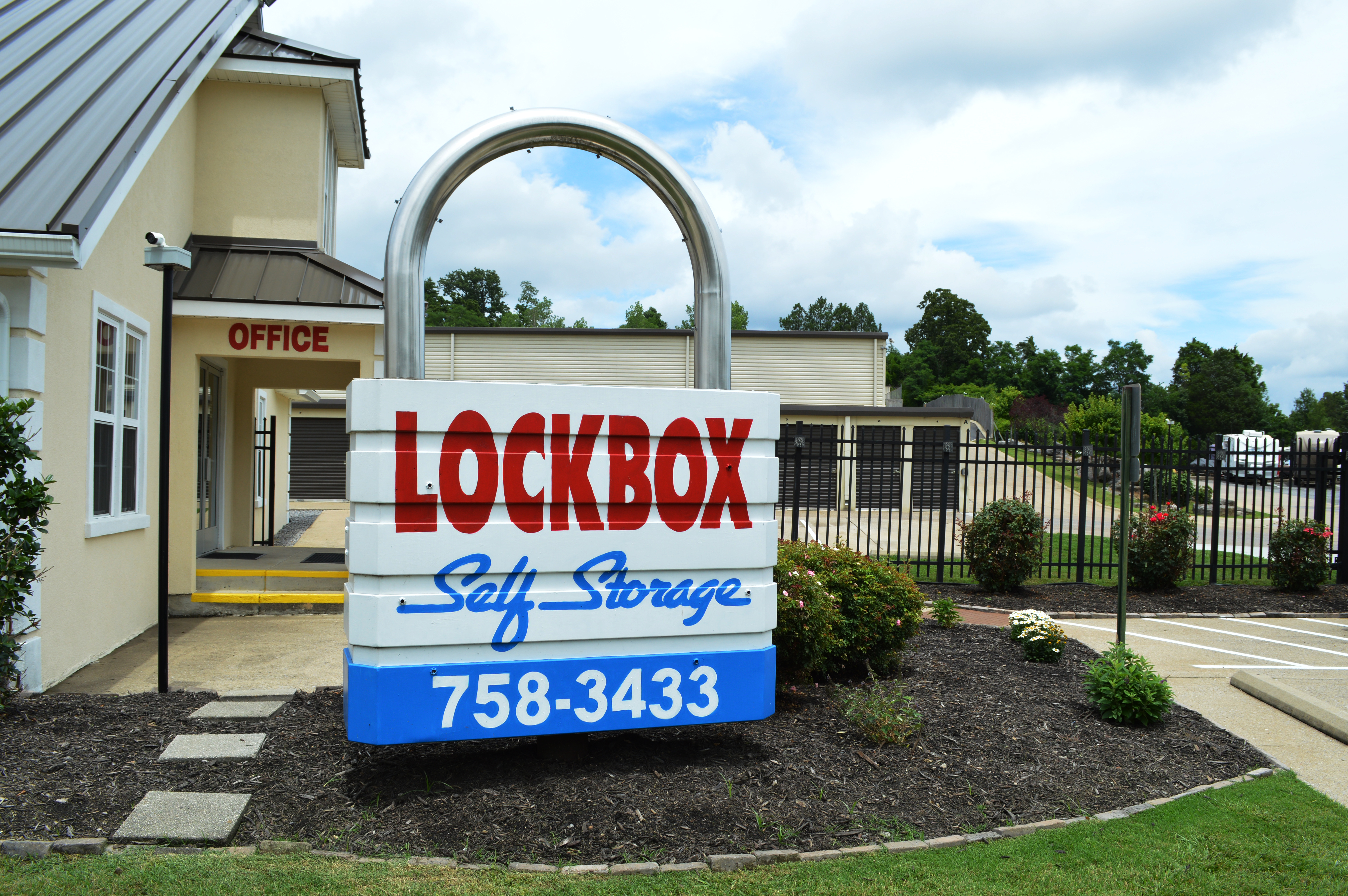 Lock Box Self Storage, Mount Juliet, TN